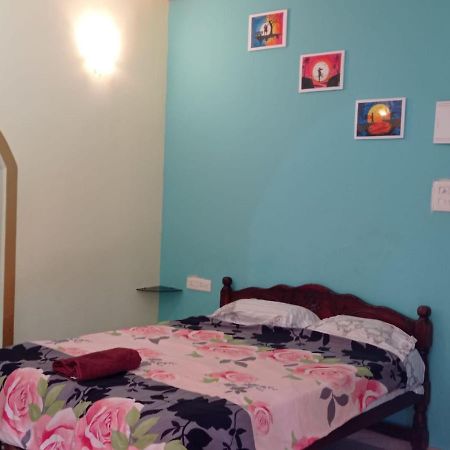 Jerone'S Home Stay Majorda Esterno foto